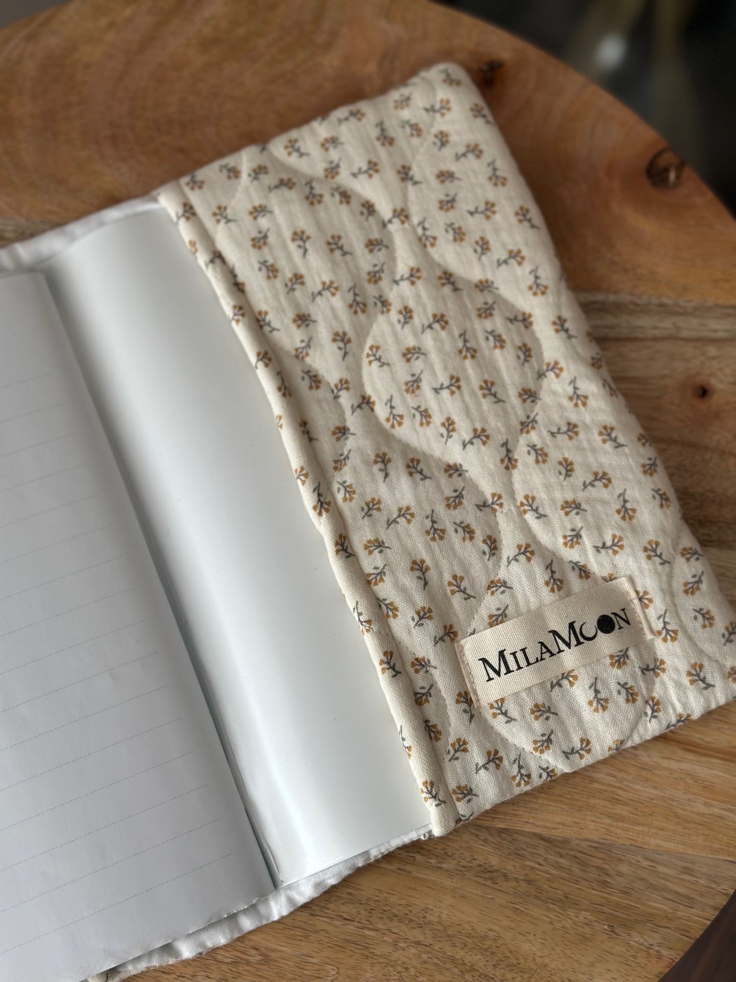 PROTÈGE CARNET DE SANTÉ - DOUCEUR FLORAL