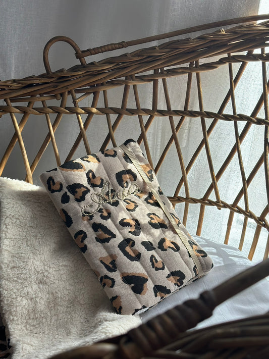 PROTÈGE CARNET DE SANTÉ - LÉO