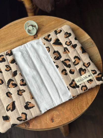 PROTÈGE CARNET DE SANTÉ - LÉO
